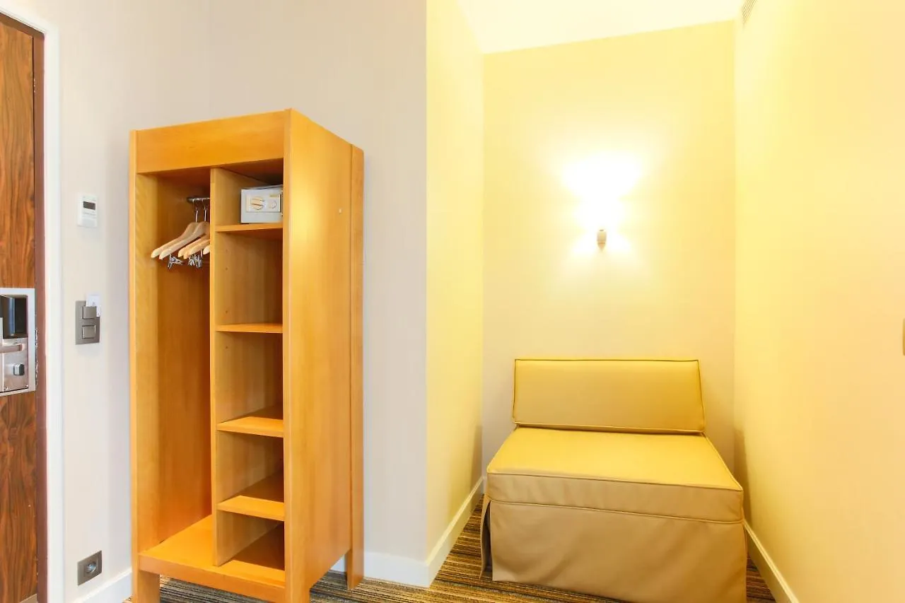 Otel Bellevue Saint-lazare Paris