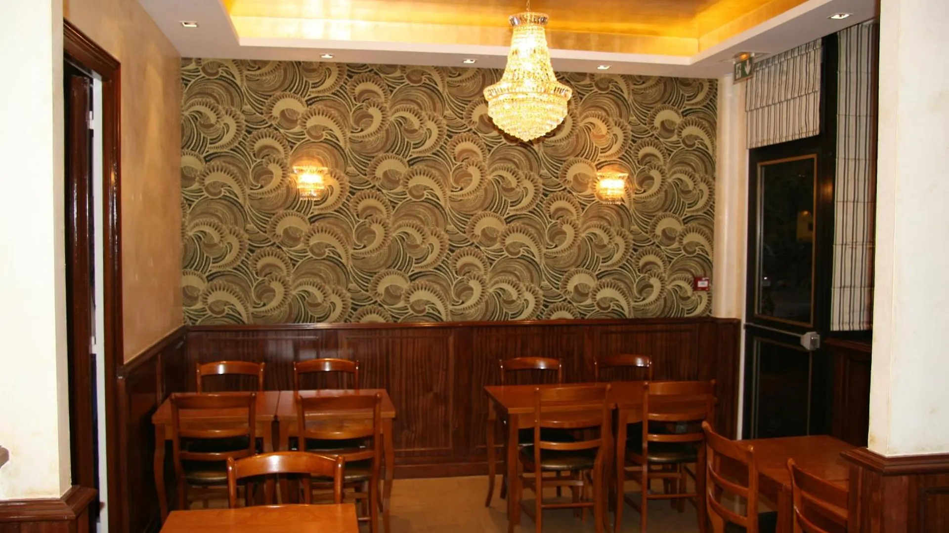 Hotel Bellevue Saint-lazare 2*